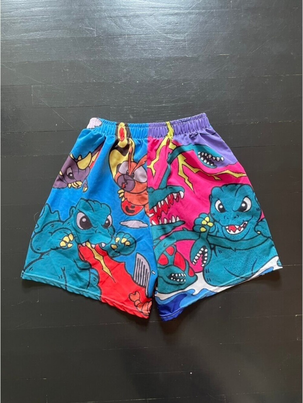 Dinosaur Print Athletic Shorts Size Small Y2K - Picture 5 of 6